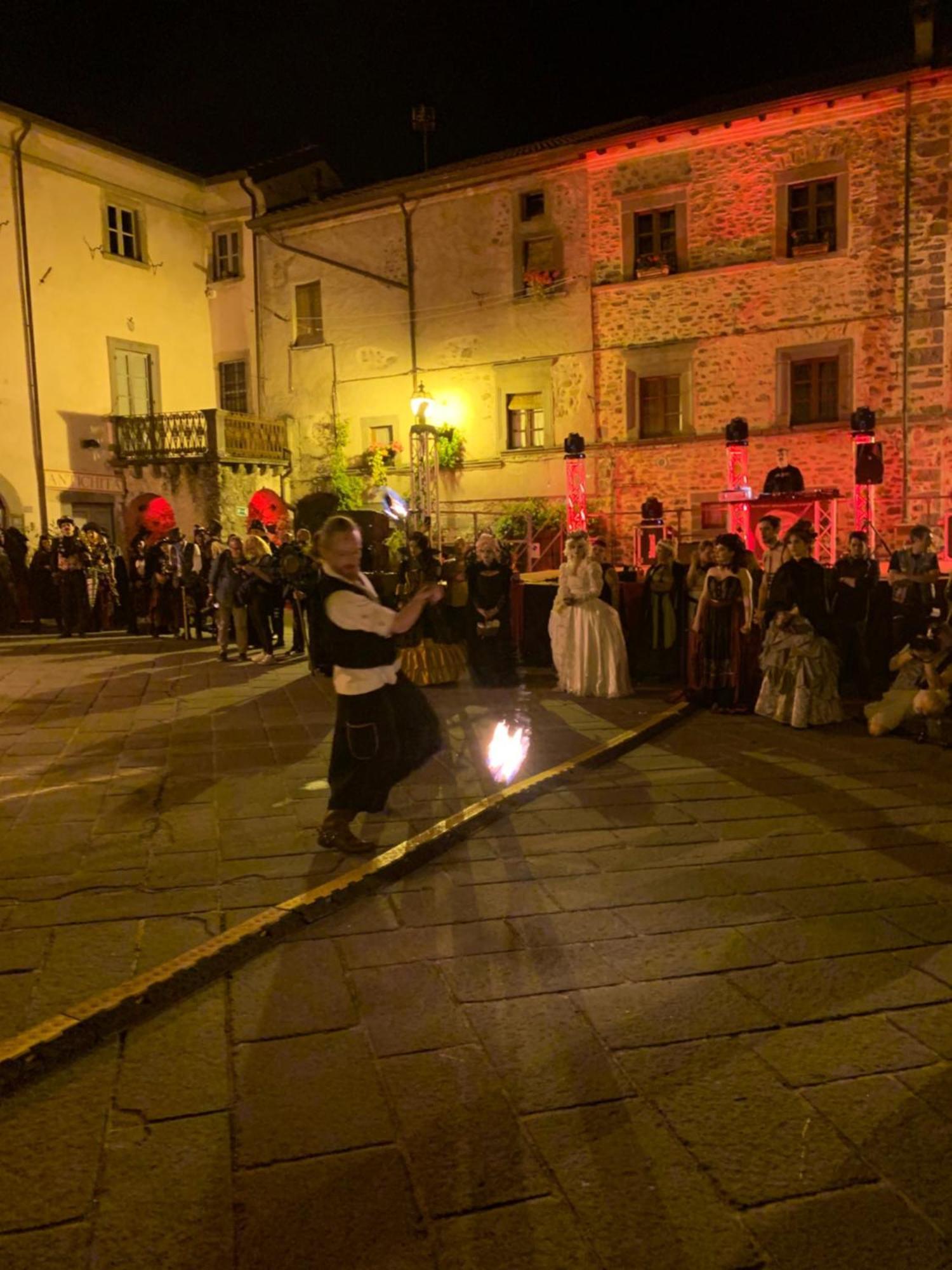 Affittacamere Dodo Villafranca in Lunigiana Buitenkant foto